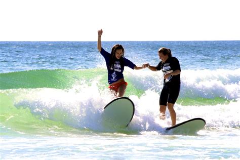 Surf lessons broadbeach  Surfers Paradise